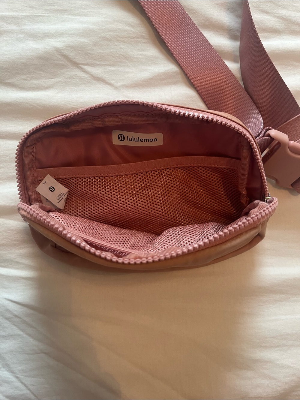Pink Lululemon belt bag - Picture 2 of 2